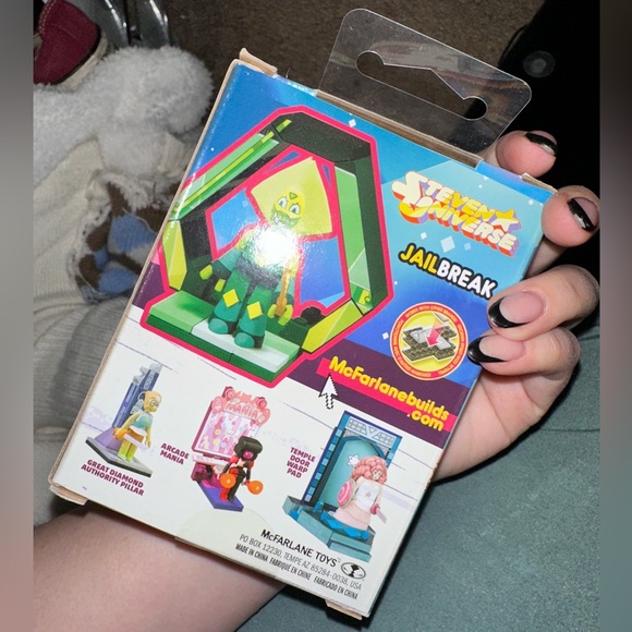 NWT Peridot Steven Universe Jailbreak puzzle Construction Set - Picture 4 of 7